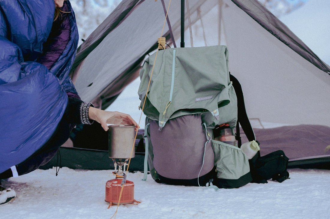 A Guide to Winter Trail Snacks